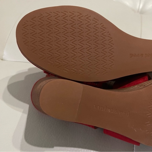 Violet & Red Evita Stitchfix wedge perforated sandals size 8.5 red brand new - Picture 8 of 11